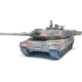 Tamiya 1:35 Leopard MBT 2 A5/A6 harcjármű makett