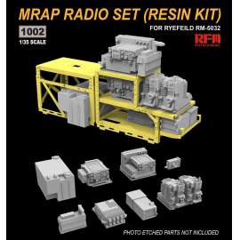 Ryefield model 1:35 MRAP radio set